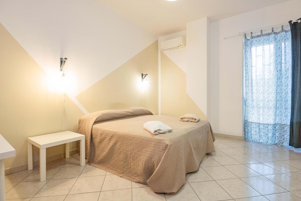 Nuovo Appartamento Beige Bari Eksteriør bilde