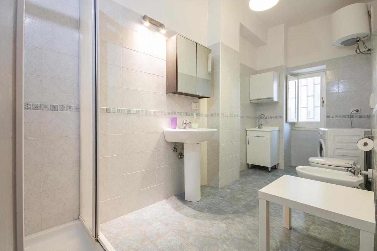 Nuovo Appartamento Beige Bari Eksteriør bilde